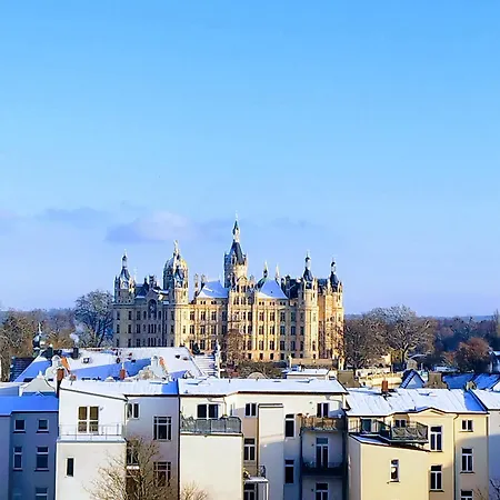 Schlosskoenig - Modernes & Zentrales Apartment Mit Balkon Und Arbeitsplatz Schwerin  Exterior foto